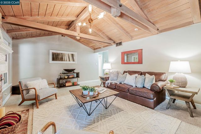 49 Terra Bella Dr, Walnut Creek, CA 94596
