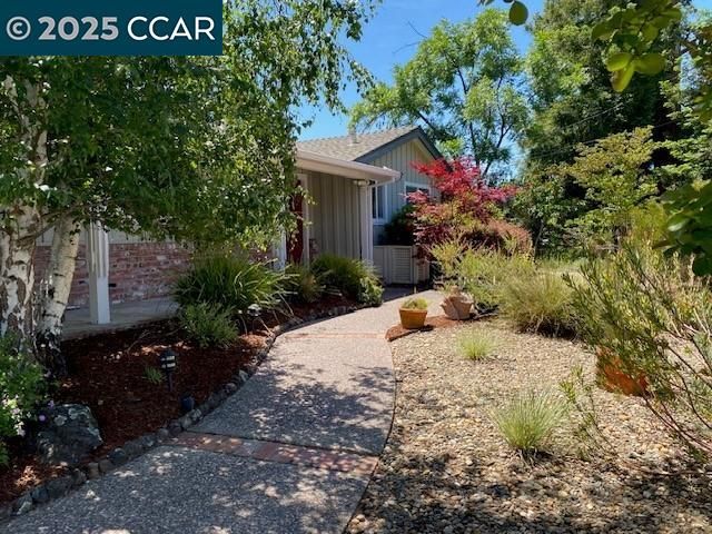 49 Terra Bella Dr, Walnut Creek, CA 94596