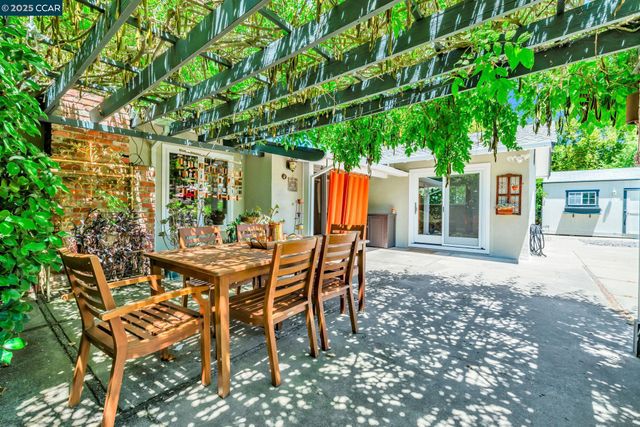 49 Terra Bella Dr, Walnut Creek, CA 94596