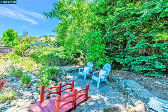 49 Terra Bella Dr, Walnut Creek, CA 94596