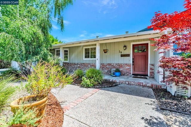 49 Terra Bella Dr, Walnut Creek, CA 94596