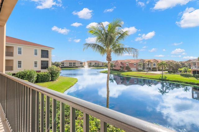 8 ACADEMY WAY S 123, St Petersburg, FL 33711