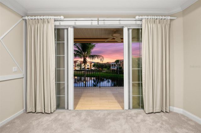 8 ACADEMY WAY S 123, St Petersburg, FL 33711