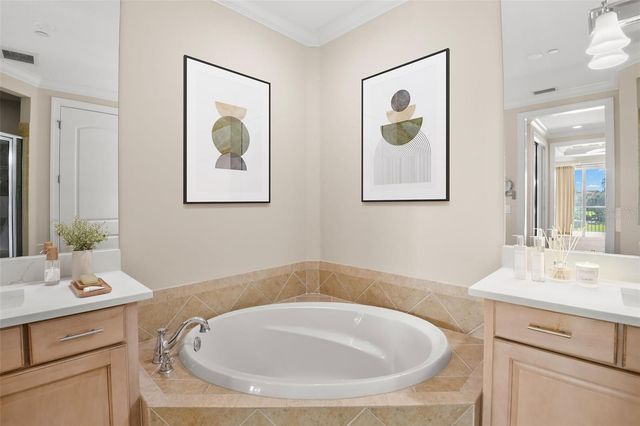 8 ACADEMY WAY S 123, St Petersburg, FL 33711