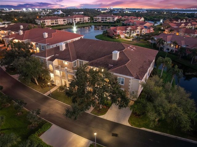 8 ACADEMY WAY S 123, St Petersburg, FL 33711