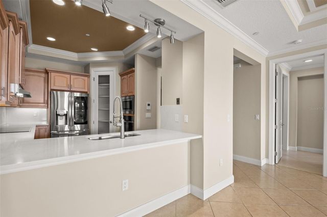 8 ACADEMY WAY S 123, St Petersburg, FL 33711