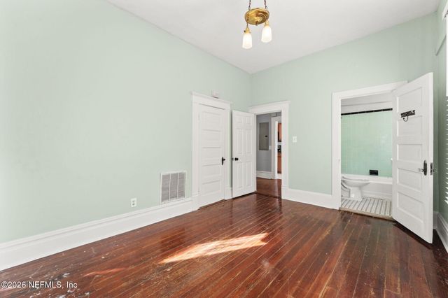 1635 N LAURA Street, Jacksonville, FL 32206