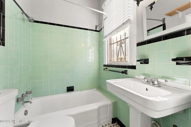 1635 N LAURA Street, Jacksonville, FL 32206