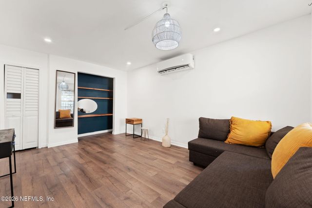 1635 N LAURA Street, Jacksonville, FL 32206