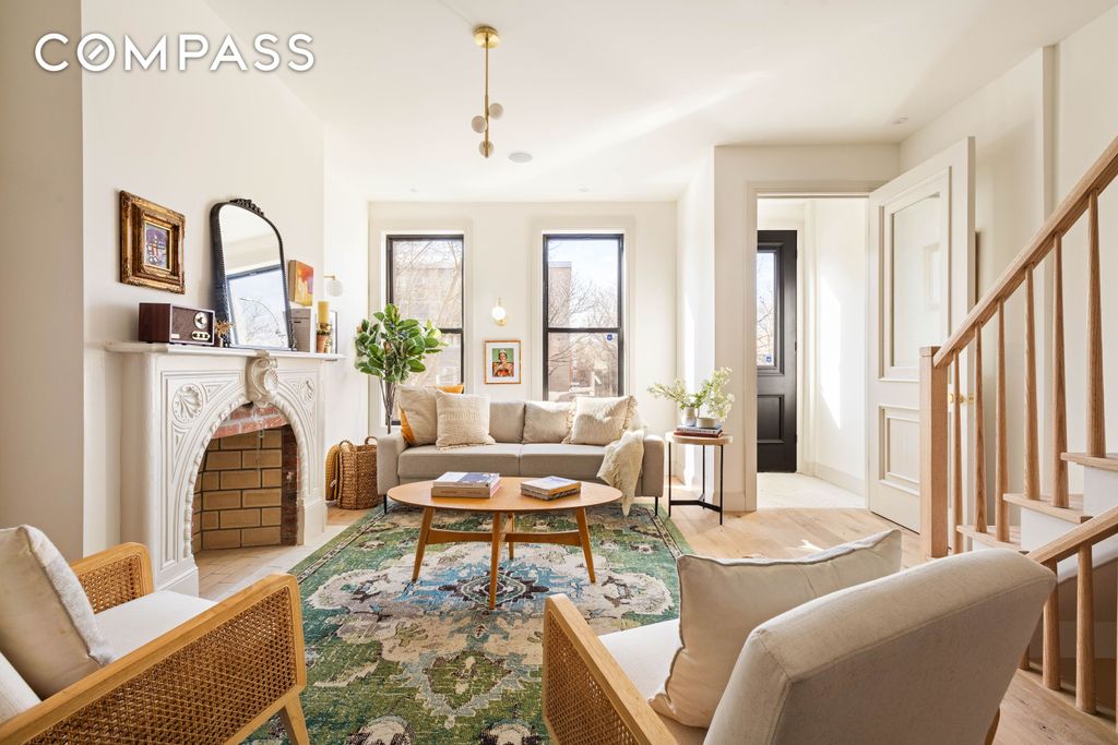311 Monroe Street, New York City, NY 11216