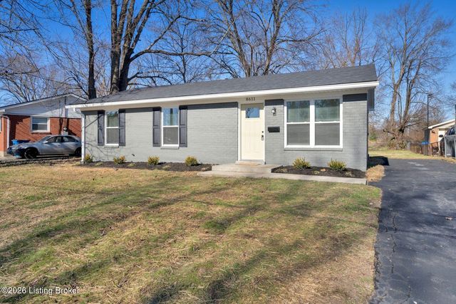 8611 Bluebell Dr, Louisville, KY 40219