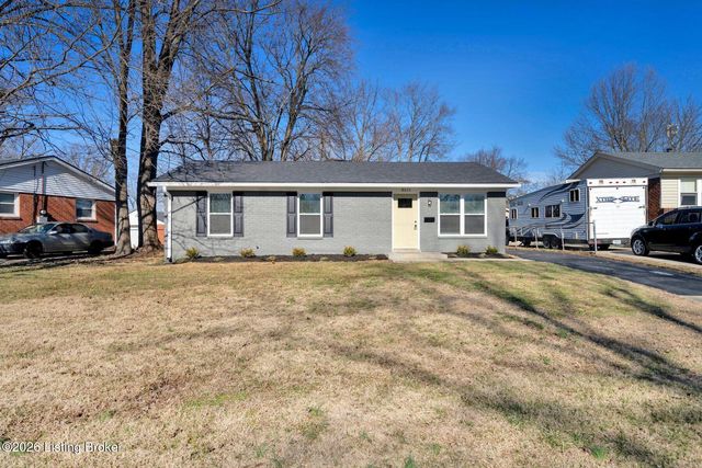 8611 Bluebell Dr, Louisville, KY 40219