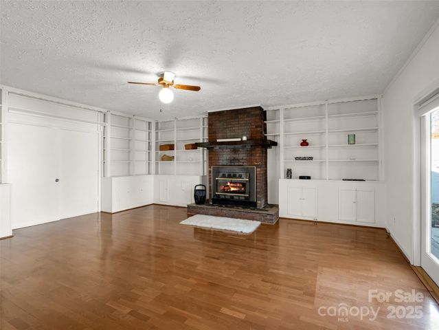 101 Bent Creek Ranch Road, Asheville, NC 28806