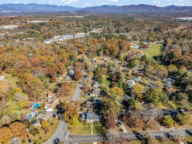 101 Bent Creek Ranch Road, Asheville, NC 28806