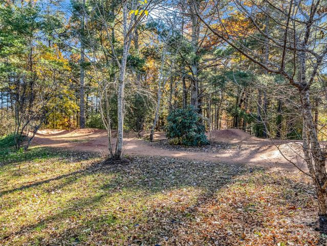 101 Bent Creek Ranch Road, Asheville, NC 28806