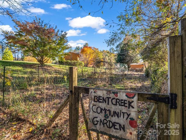 101 Bent Creek Ranch Road, Asheville, NC 28806