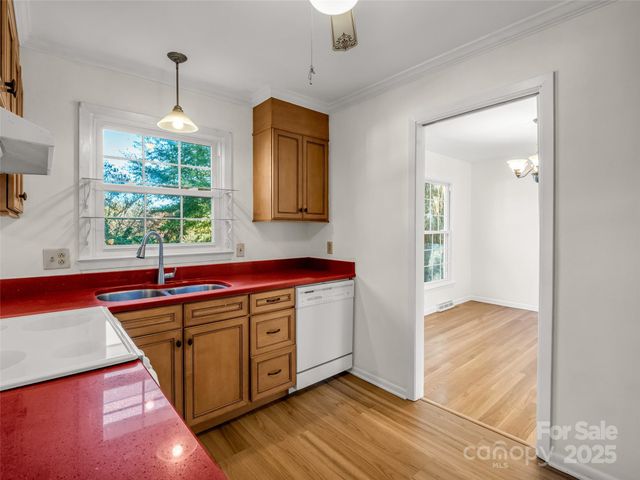 101 Bent Creek Ranch Road, Asheville, NC 28806