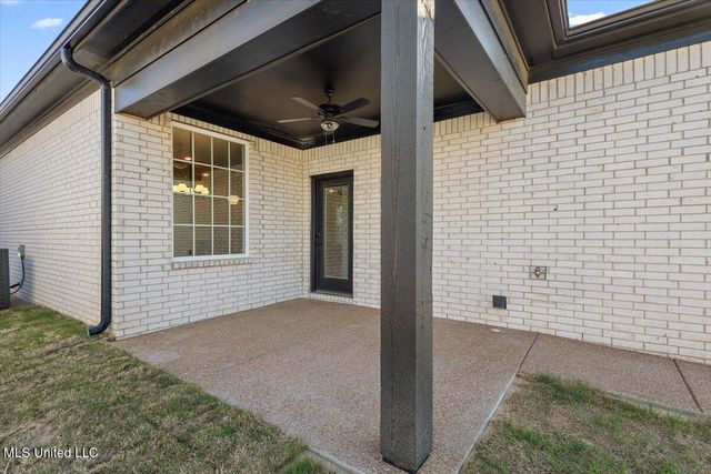 445 Sunflower Street, Nesbit, MS 38651
