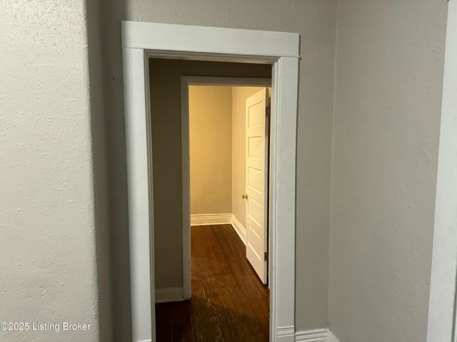 1851 Date St, Louisville, KY 40210