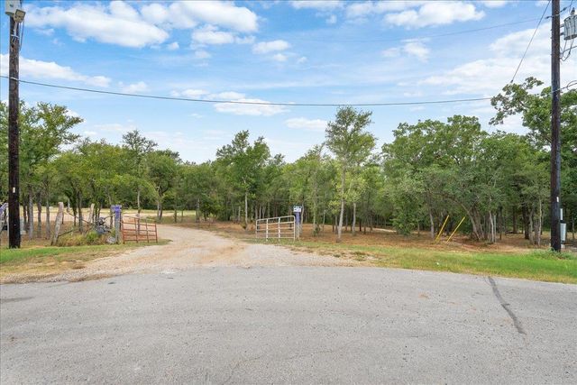 143 Chandler CV, Cedar Creek, TX 78612