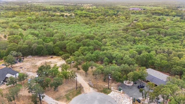 143 Chandler CV, Cedar Creek, TX 78612