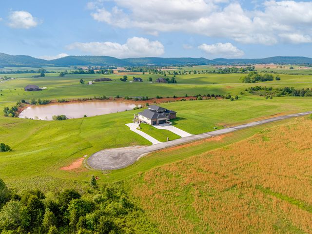 800 Red Fox Ridge, Monticello, KY 42633