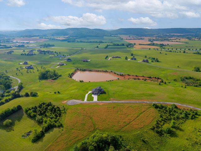 800 Red Fox Ridge, Monticello, KY 42633