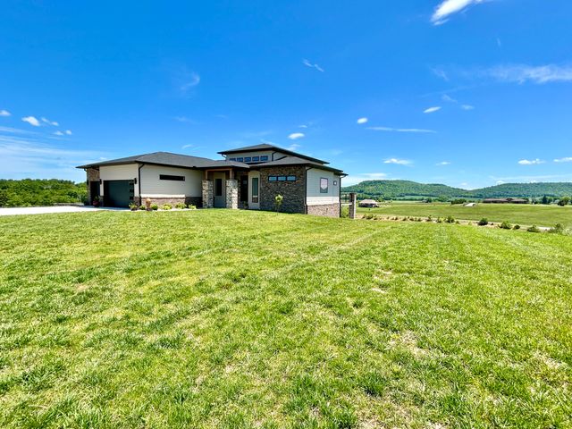 800 Red Fox Ridge, Monticello, KY 42633
