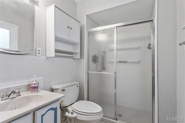 4688 Towne Centre Drive, Mehlville, MO 63128