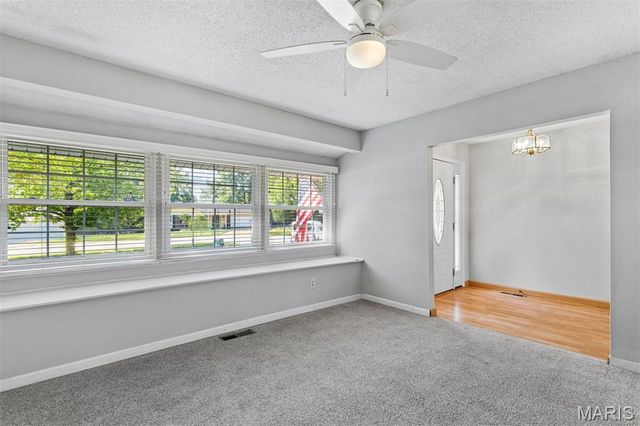 4688 Towne Centre Drive, Mehlville, MO 63128