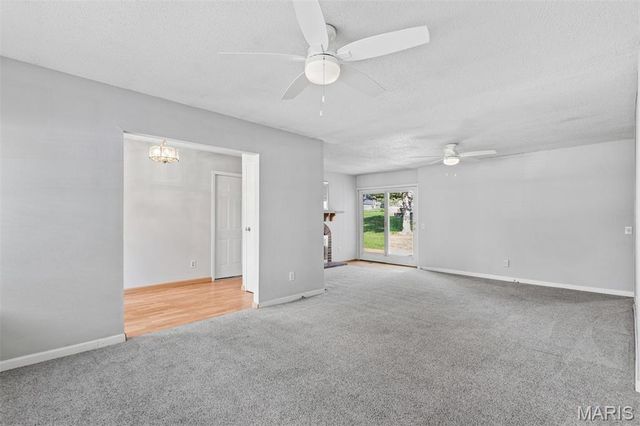 4688 Towne Centre Drive, Mehlville, MO 63128