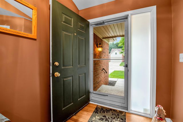 57016 Megan Dr Drive, Washington, MI 48094