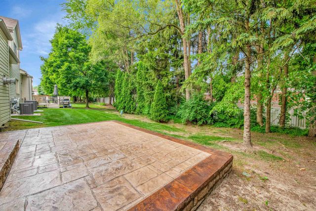 57016 Megan Dr Drive, Washington, MI 48094
