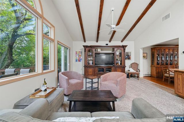 297 Gramercy Place, Glen Rock, NJ 07452