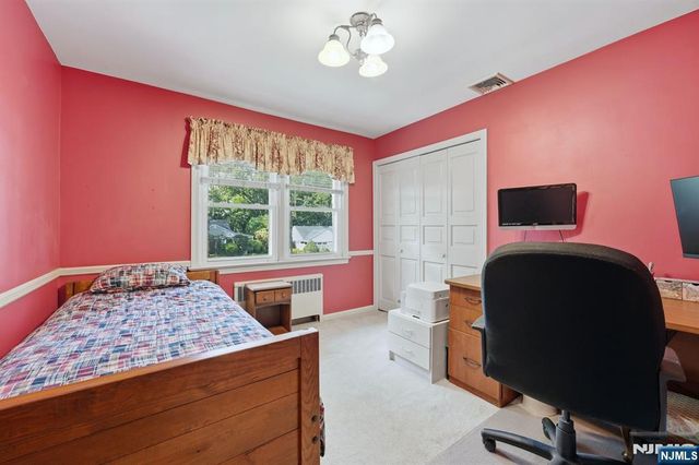 297 Gramercy Place, Glen Rock, NJ 07452