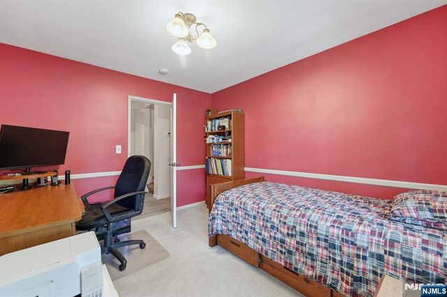 297 Gramercy Place, Glen Rock, NJ 07452