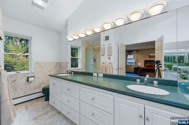 297 Gramercy Place, Glen Rock, NJ 07452