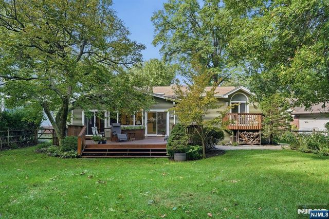 297 Gramercy Place, Glen Rock, NJ 07452