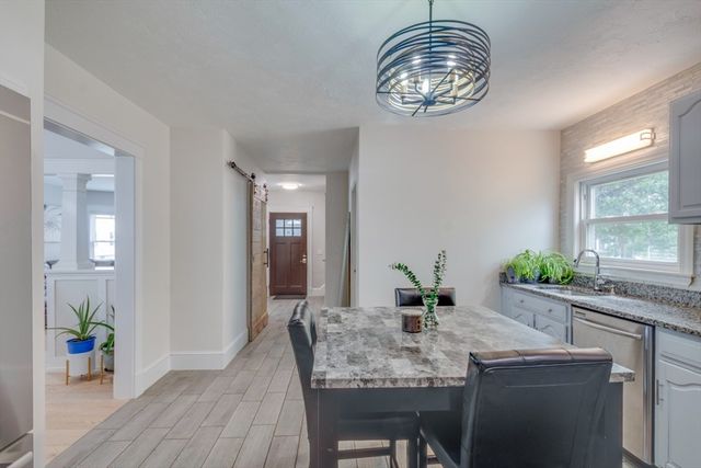 25 Saint George Ave, Norwood, MA 02062