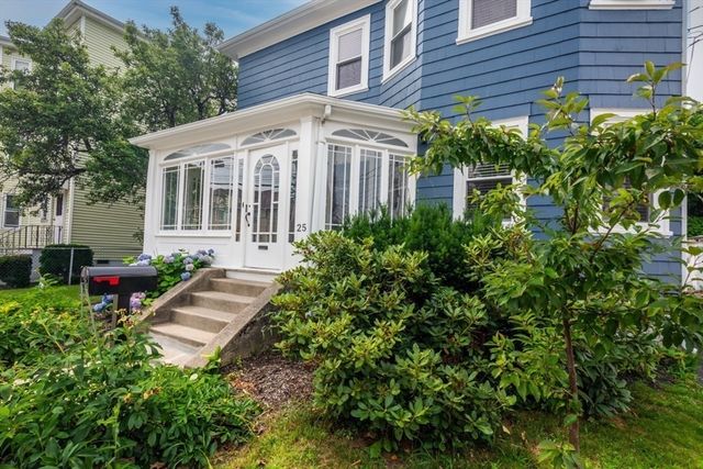 25 Saint George Ave, Norwood, MA 02062