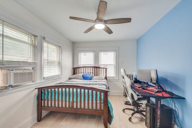 25 Saint George Ave, Norwood, MA 02062
