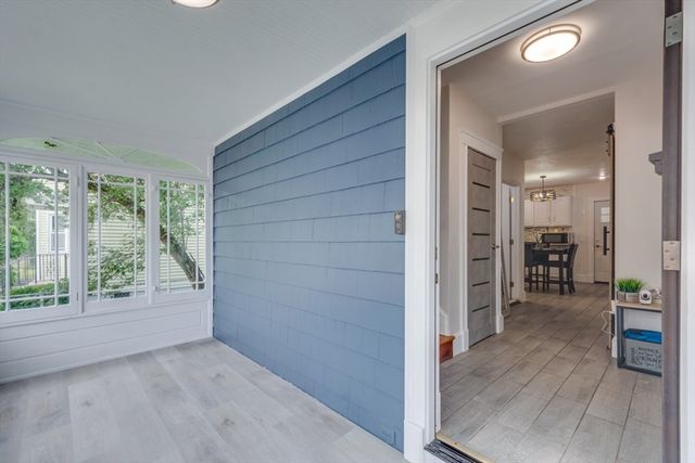 25 Saint George Ave, Norwood, MA 02062