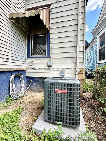 608 W Spring Street, New Albany, IN 47150