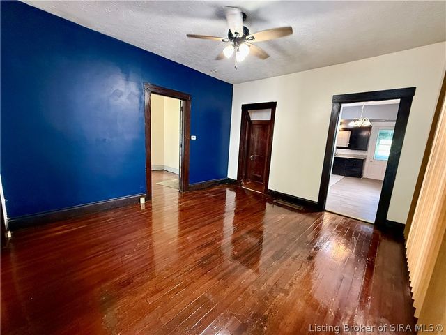 608 W Spring Street, New Albany, IN 47150