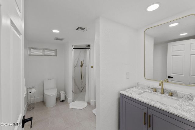 701 W WINDSOR Avenue, Phoenix, AZ 85007