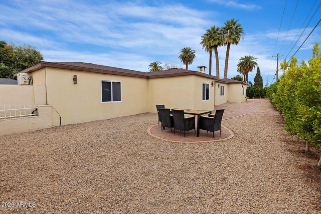 701 W WINDSOR Avenue, Phoenix, AZ 85007