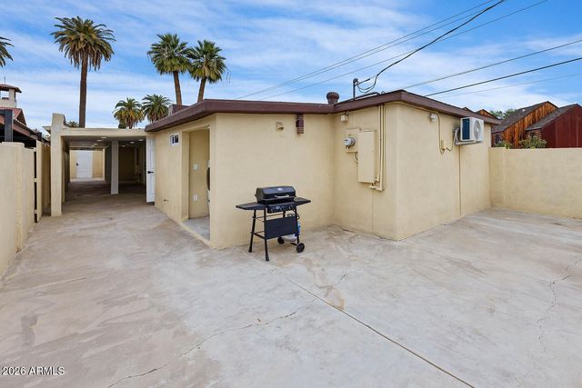 701 W WINDSOR Avenue, Phoenix, AZ 85007