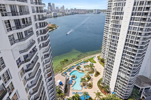 19195 NE 36th Ct 2705, Aventura, FL 33180