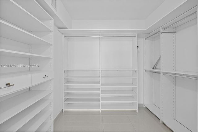 19195 NE 36th Ct 2705, Aventura, FL 33180