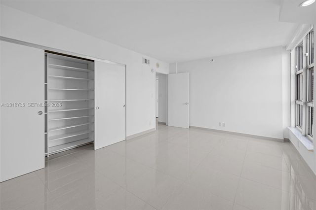 19195 NE 36th Ct 2705, Aventura, FL 33180